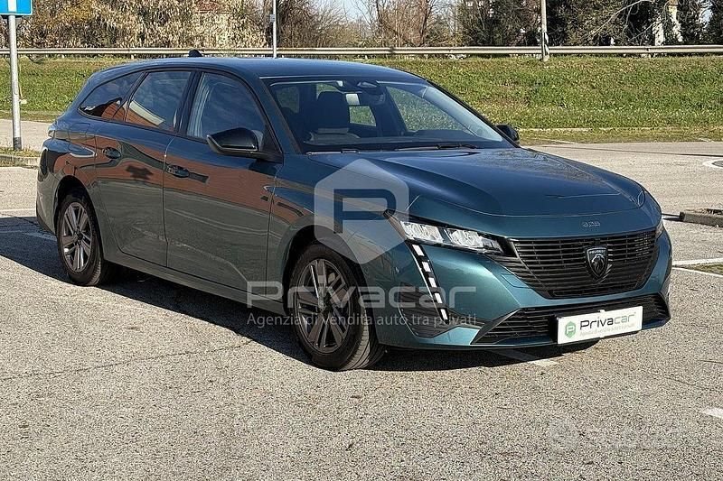 Usata Peugeot 308 Active 131 CV (96 kW) 2023 Verde Station wagon
