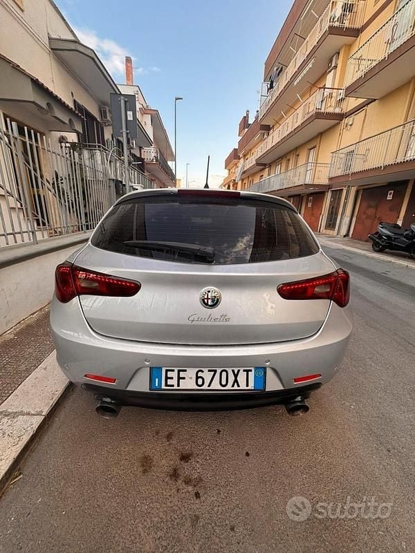 Usata Alfa Romeo Giulietta 120 CV (88 kW) 2010 Utilitaria