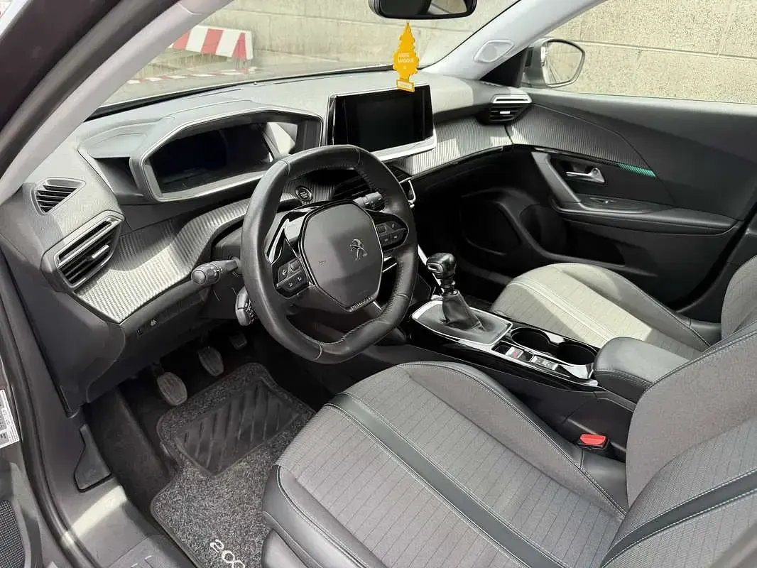 Usata Peugeot 2008 GT 110 CV (80 kW) 2022 SUV