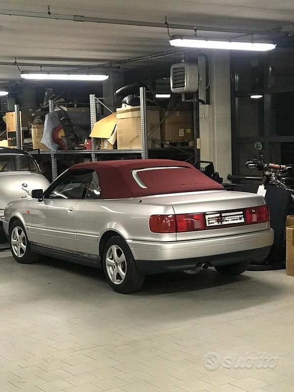 Usata Audi 80 133 CV (97 kW) 1991 Grigio Cabrio