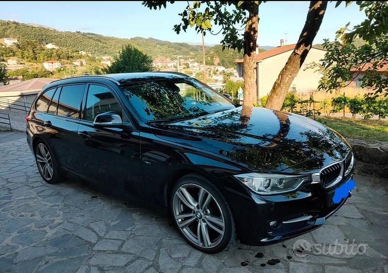 Usata BMW 320 Sport Line 2014 Nero Station wagon