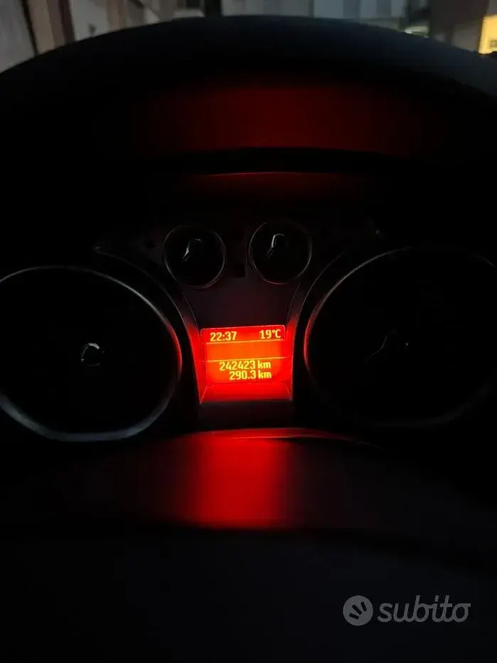 Usata Ford C-MAX Titanium 136 CV (100 kW) 2008 Nero Monovolume