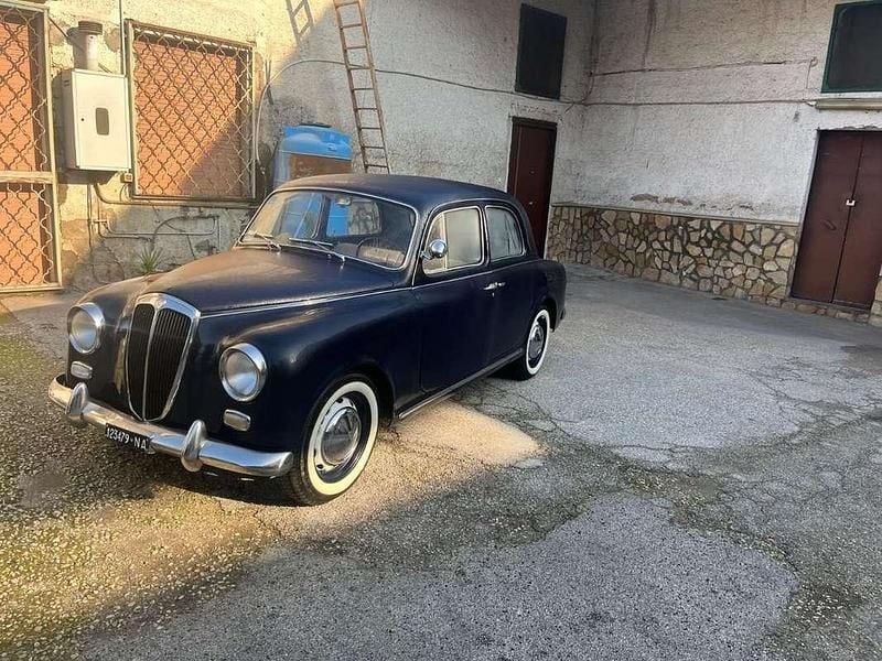 Usata Lancia Appia 48 CV (35 kW) 1953 Blu/azzurro Berlina