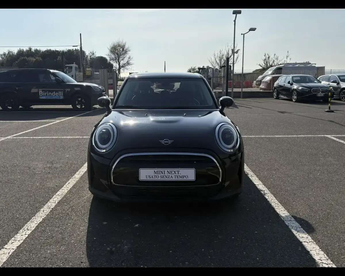 Usata Mini Cooper Business 135 CV (99 kW) 2021 Nero Utilitaria