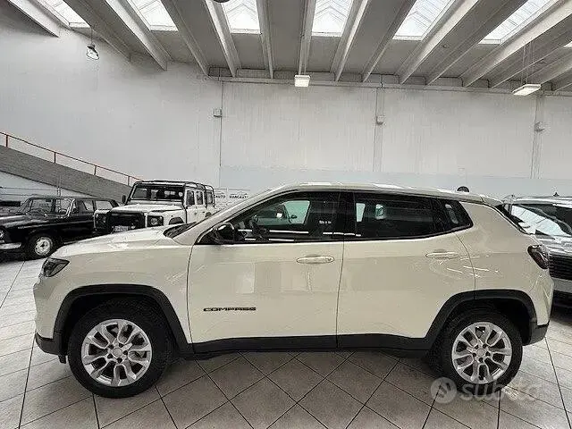 Usata Jeep Compass 131 CV (96 kW) 2021 Bianco SUV