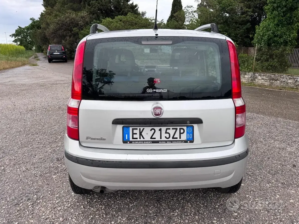 Usata Fiat Panda Emotion 69 CV (50 kW) 2011 Grigio Utilitaria