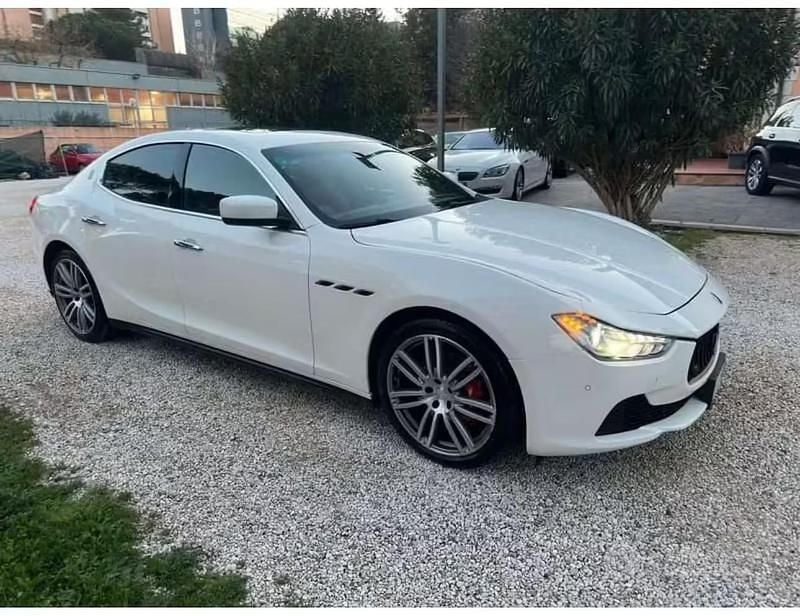 Usata Maserati Ghibli 250 CV (183 kW) 2015 Bianco Berlina