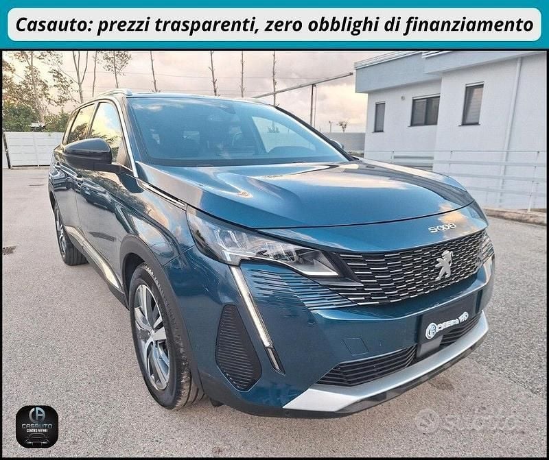 Usata Peugeot 5008 Allure 130 CV (95 kW) 2023 Blu SUV