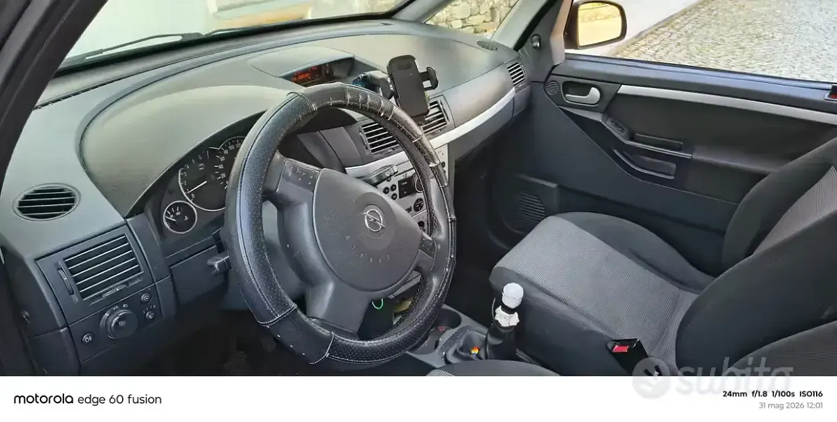 Usata Opel Meriva 101 CV (74 kW) 2005 Grigio Monovolume