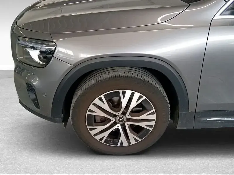 Usata Mercedes GLB200 Advanced Plus 150 CV (110 kW) 2023 Grigio SUV