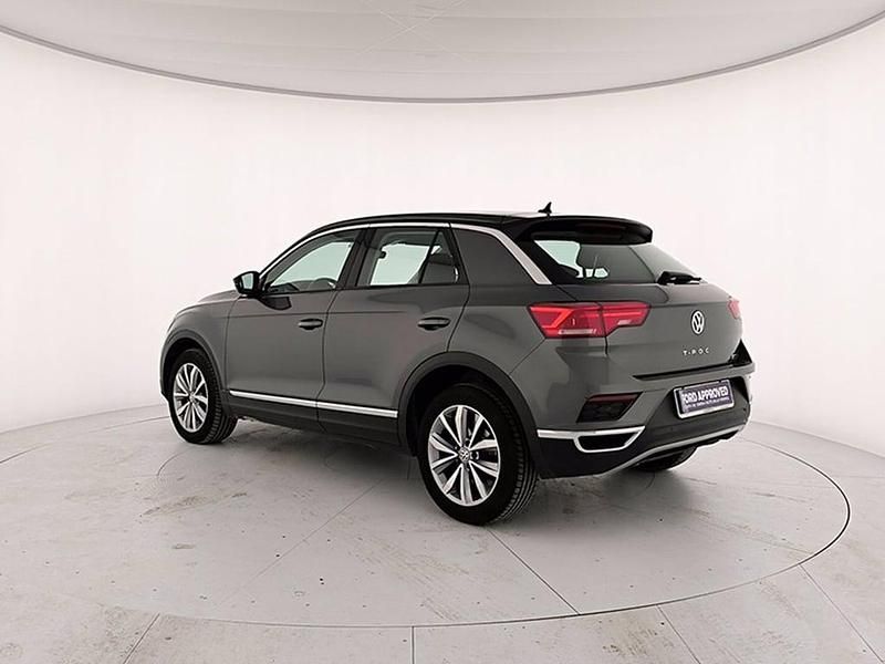 Usata VW T-Roc Style 150 CV (110 kW) 2019 Indium grey metallizzato nero SUV