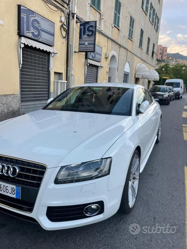 Occasion Audi A5 143 ch (105 kW) 2010 Blanc Coupé
