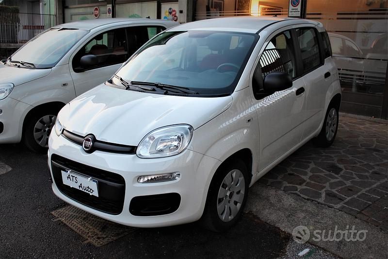 Bianco Usata 2020 Fiat Panda Easy Tre volumi | 9800 € (Buon prezzo) - Immagine 1/4