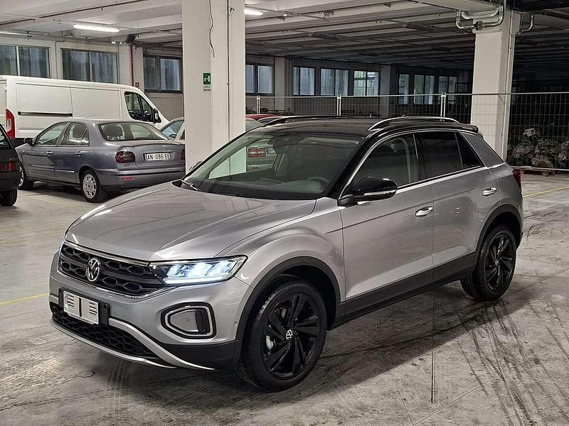 Nuova VW T-Roc Sportline 116 CV (85 kW) 2025 Pyrit silver/tetto nero SUV
