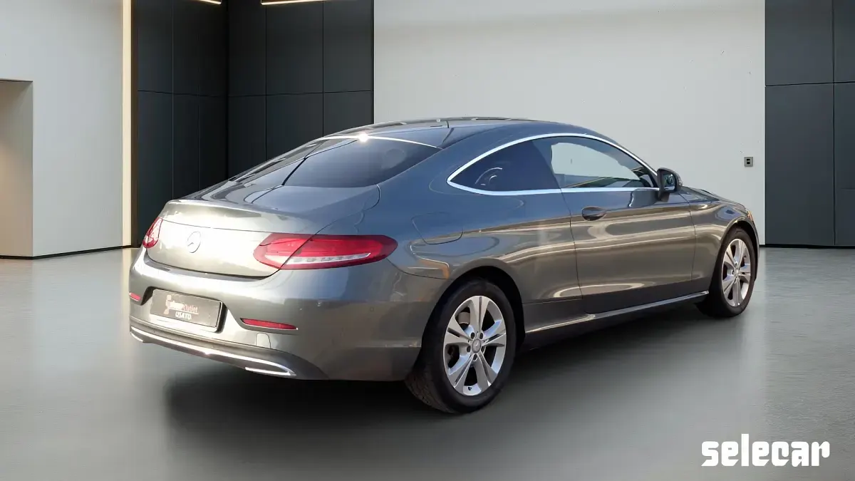 Usata Mercedes 220 2016 N5k grigio urano Coupé