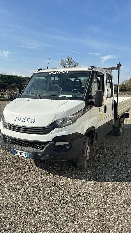 Usata Iveco Daily 116 CV (85 kW) 2017 Bianco Furgone