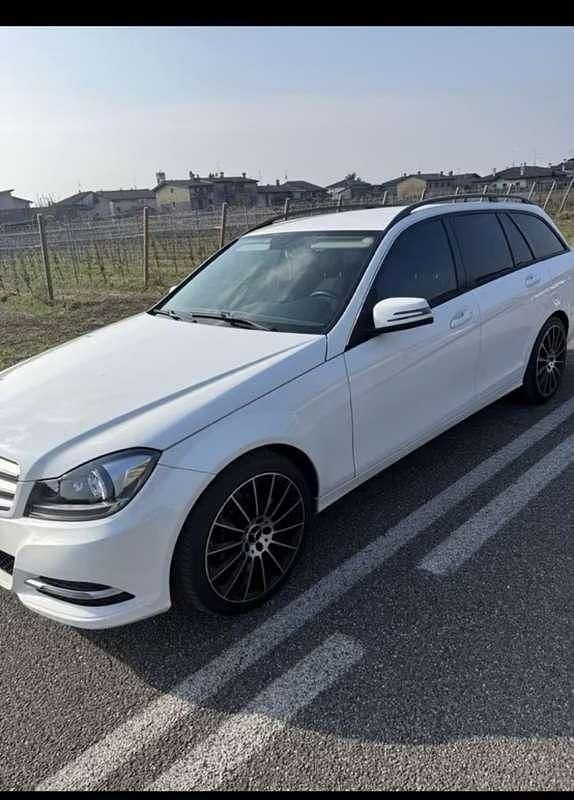 Usata Mercedes C180 120 CV (88 kW) 2014 Station wagon
