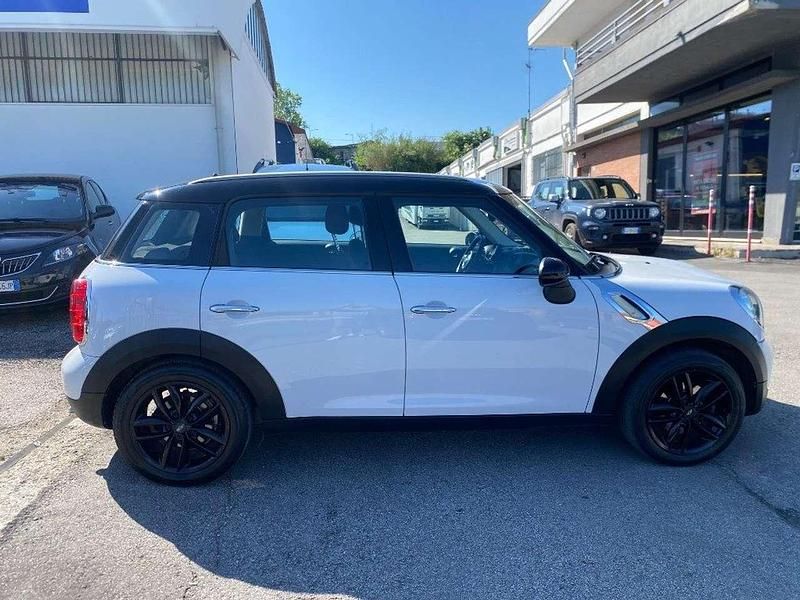 Usata Mini Cooper D Countryman 111 CV (81 kW) 2011 Bianco SUV