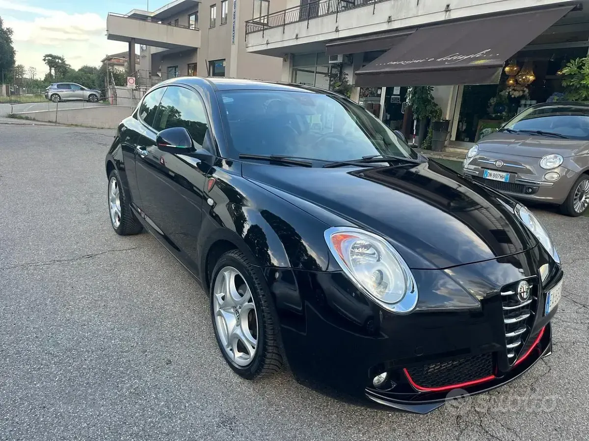 Usata Alfa Romeo MiTo 135 CV (99 kW) 2010 Nero Utilitaria