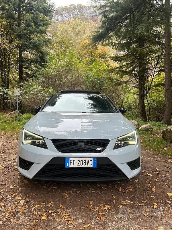 Usata Seat Leon CUPRA 300 CV (220 kW) 2016 Bianco Berlina