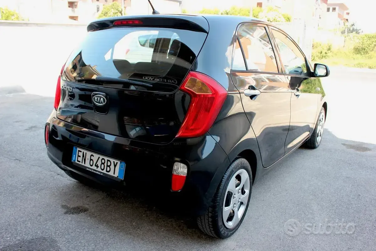 Usata Kia Picanto 69 CV (50 kW) 2012 Nero Utilitaria