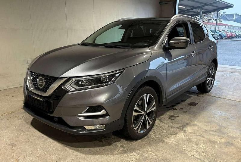 Usata Nissan Qashqai N-Connecta 116 CV (85 kW) 2018 Grigio SUV