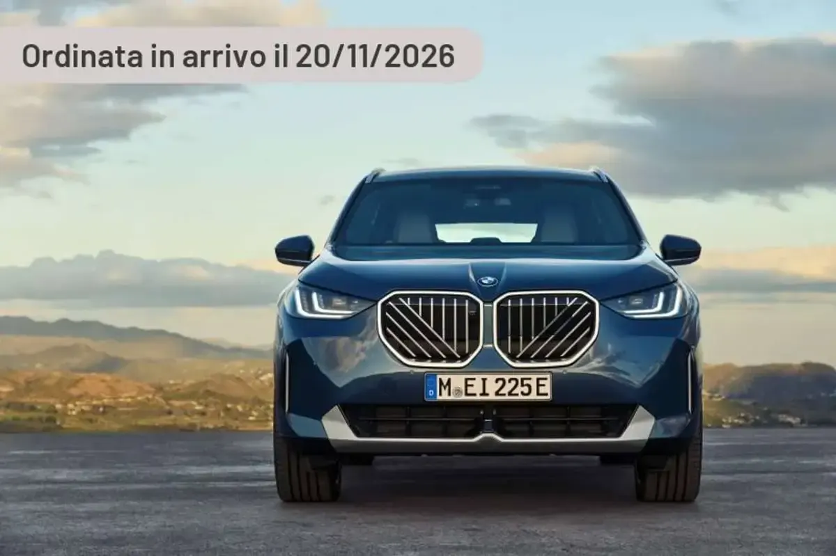 Usata BMW X3 Efficient Dynamics 197 CV (144 kW) 2024 Argento SUV