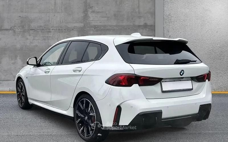 Usata BMW 120 M Sport 150 CV (110 kW) 2025 Bianco Utilitaria