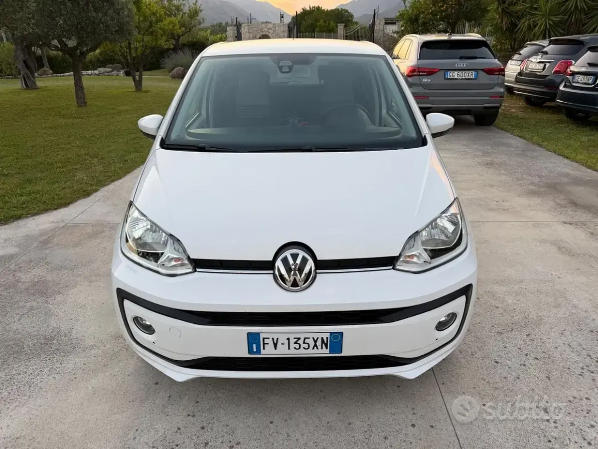 Usata VW up! 68 CV (50 kW) 2019 Bianco Utilitaria