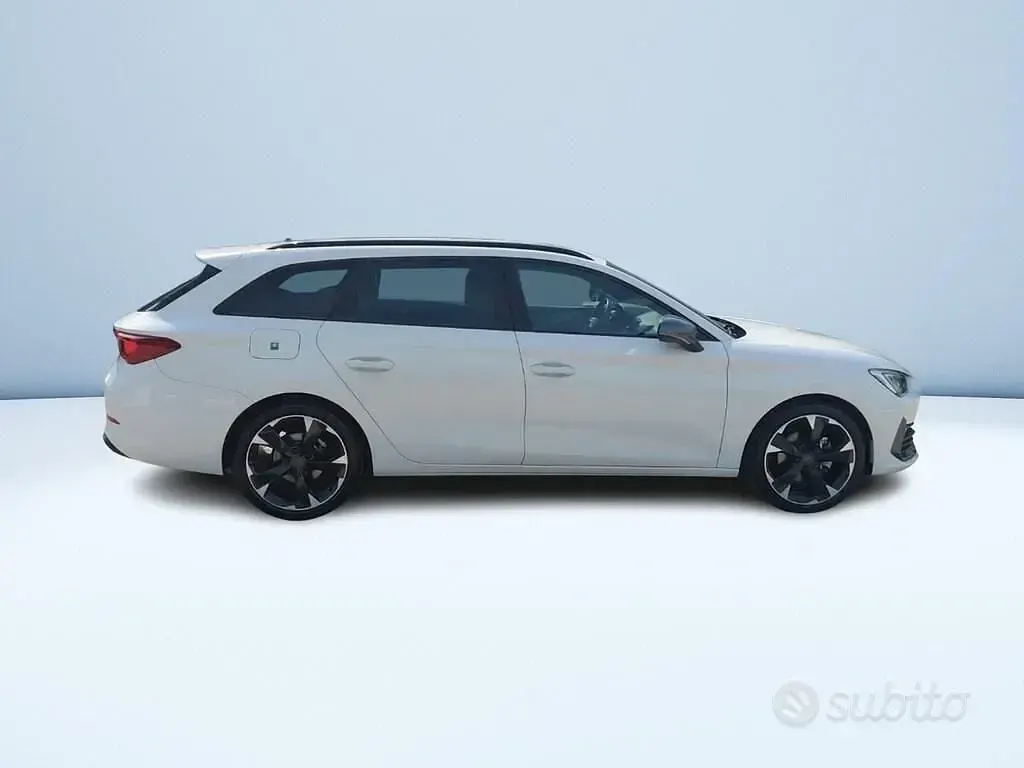 Usata Cupra Leon 150 CV (110 kW) 2024 Bianco Station wagon