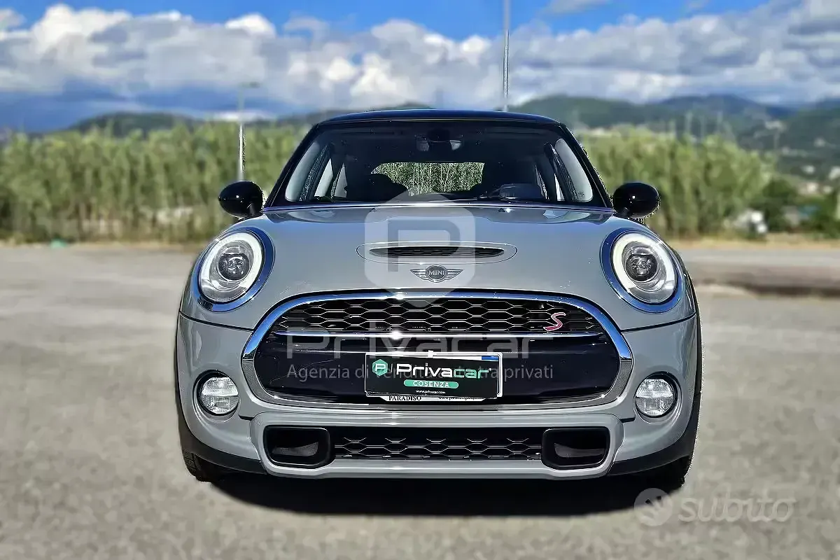 Usata Mini Cooper SD Hype 170 CV (125 kW) 2016 Grigio Utilitaria