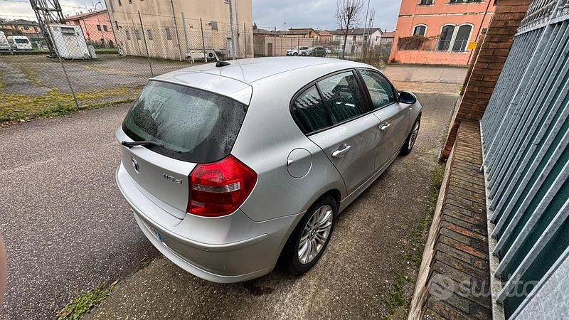 Usata BMW 118 2008 Grigio Utilitaria