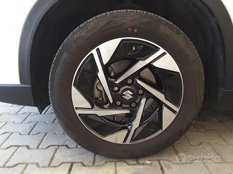 Usata Suzuki Vitara 129 CV (94 kW) 2024 Bianco SUV