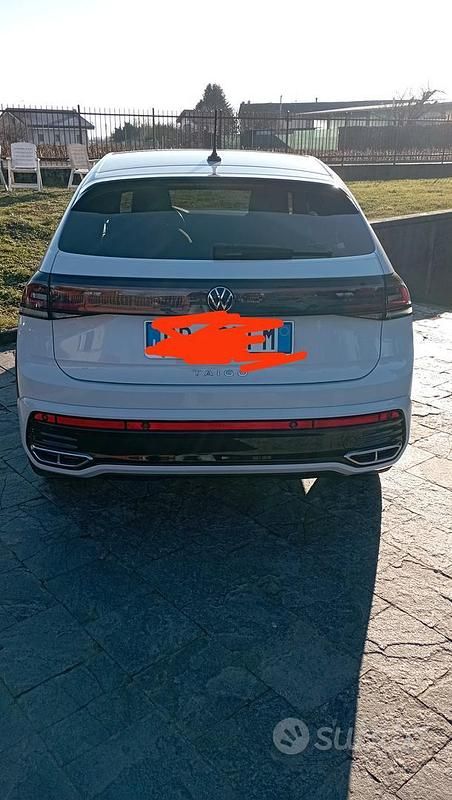 Usata VW Taigo R-line 110 CV (80 kW) 2024 Bianco SUV
