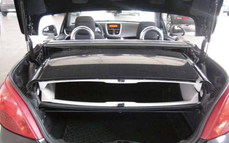 Usata Peugeot 207 CC Roland Garros 109 CV (80 kW) 2008 Cabrio