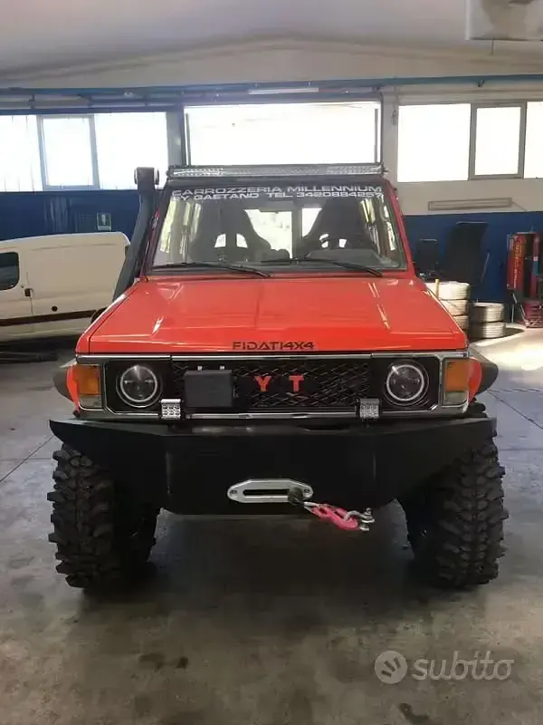 Usata Toyota Land Cruiser 86 CV (63 kW) 1988 Rosso SUV