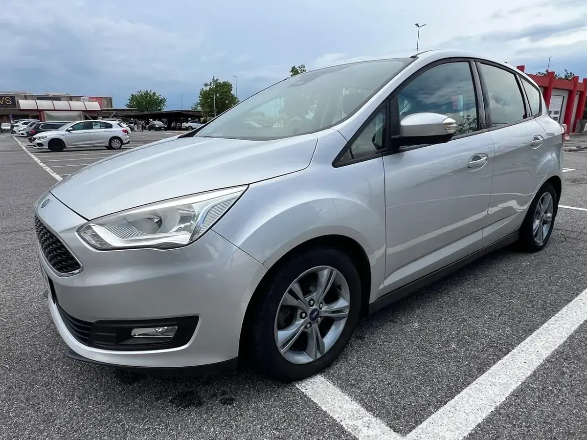 Usata Ford C-MAX Business Edition 120 CV (88 kW) 2018 Argento Monovolume