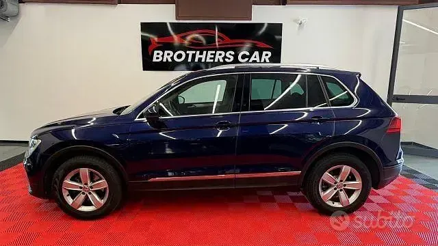 Usata VW Tiguan Style 150 CV (110 kW) 2017 Blu SUV