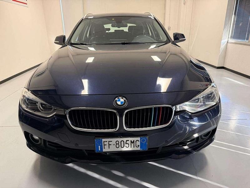 Usata BMW 330 Advantage 258 CV (189 kW) 2016 Blu Station wagon