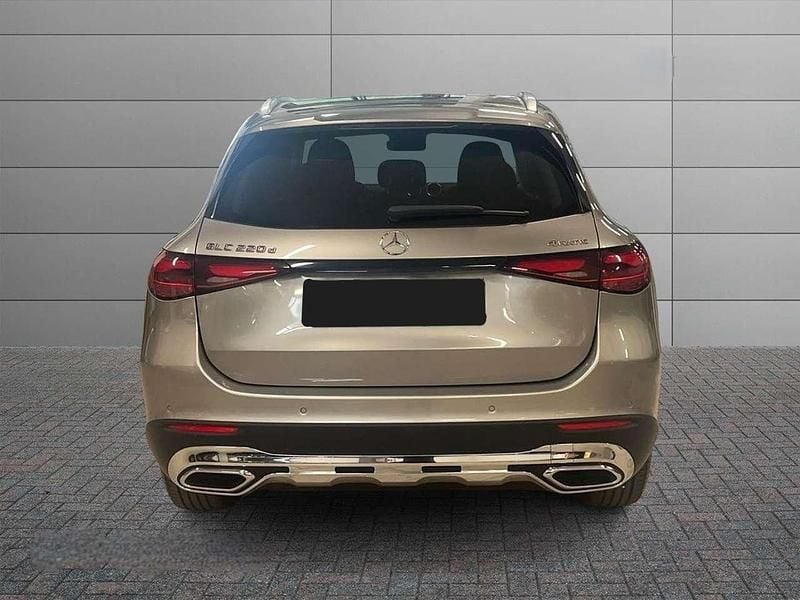 Usata Mercedes GLC220 Advanced 197 CV (144 kW) 2023 Argento SUV