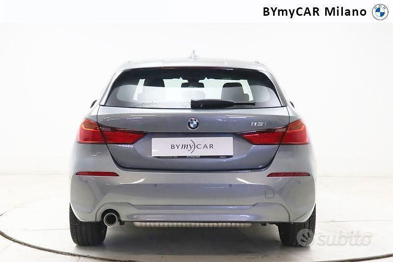 Usata BMW 118 Advantage 140 CV (102 kW) 2022 Grigio Utilitaria