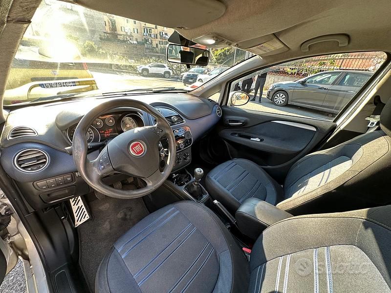 Usata Fiat Punto Evo 77 CV (56 kW) 2010 Grigio Utilitaria