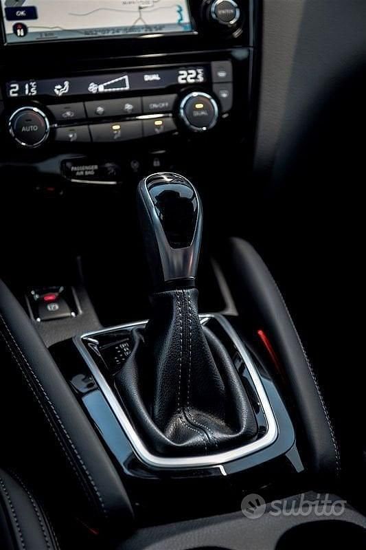 Usata Nissan Qashqai Acenta 116 CV (85 kW) 2019 Grigio SUV