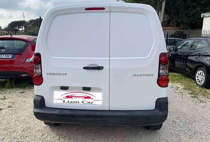 Usata Peugeot Partner 75 CV (55 kW) 2017 Bianco Monovolume
