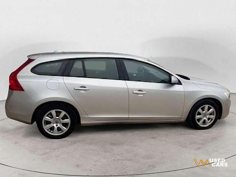 Usata Volvo V60 Business Edition 114 CV (83 kW) 2014 Grigio Station wagon