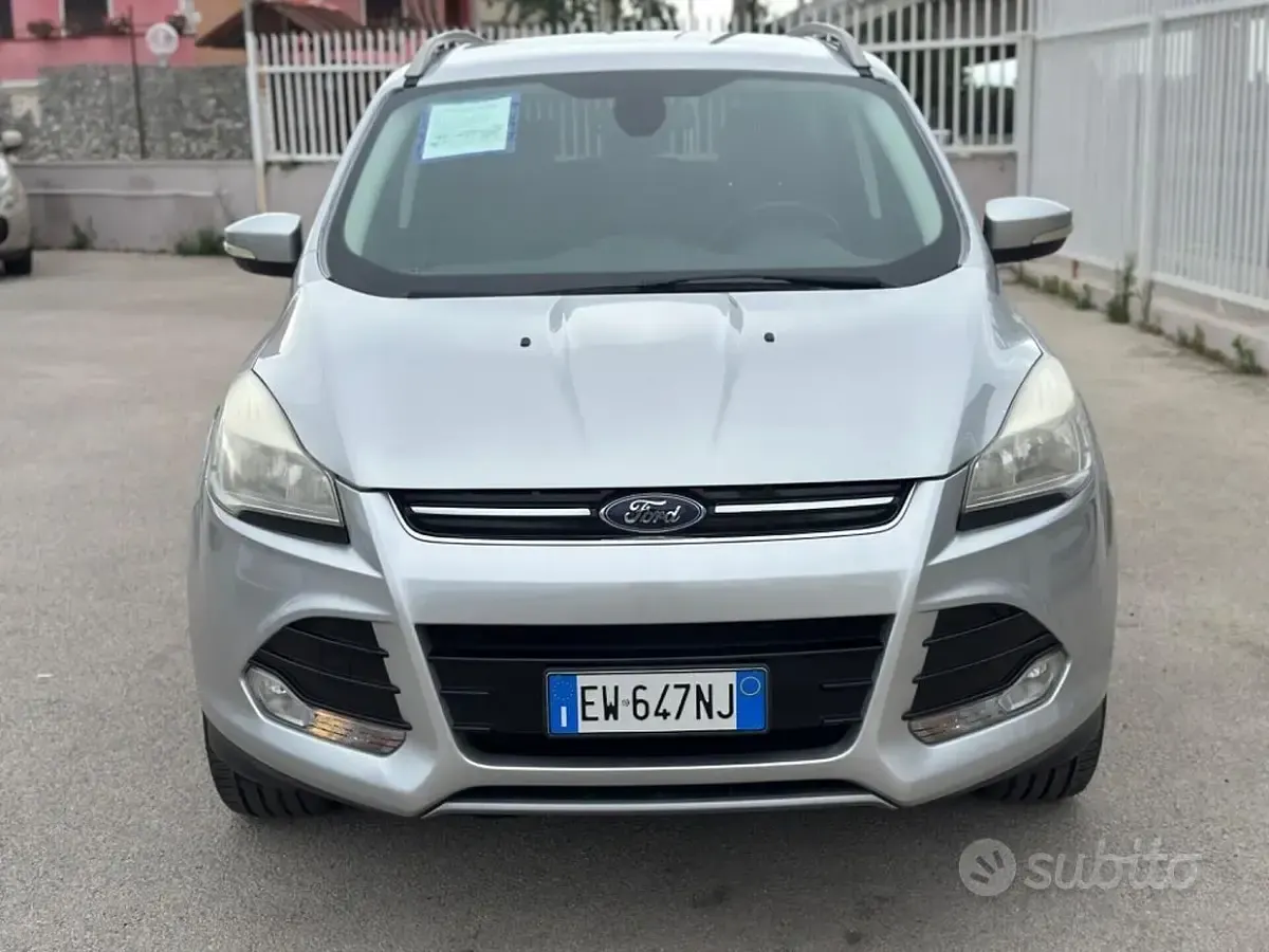 Usata Ford Kuga Titanium 163 CV (119 kW) 2014 Grigio SUV