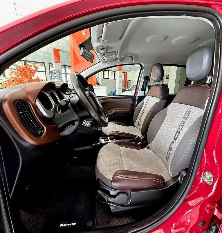 Usata Fiat Panda Cross Cross 90 CV (66 kW) 2016 Rosso Utilitaria