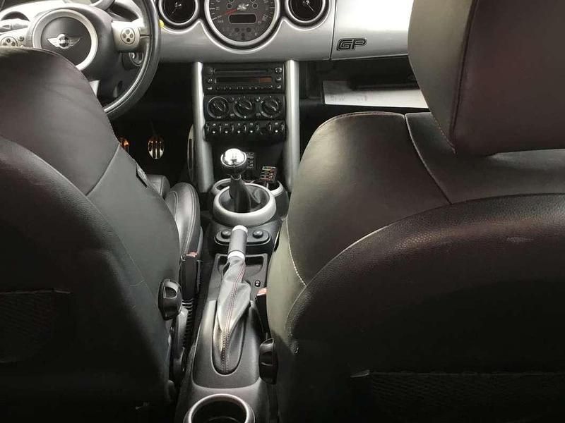 Usata Mini John Cooper Works 211 CV (155 kW) 2004 Utilitaria