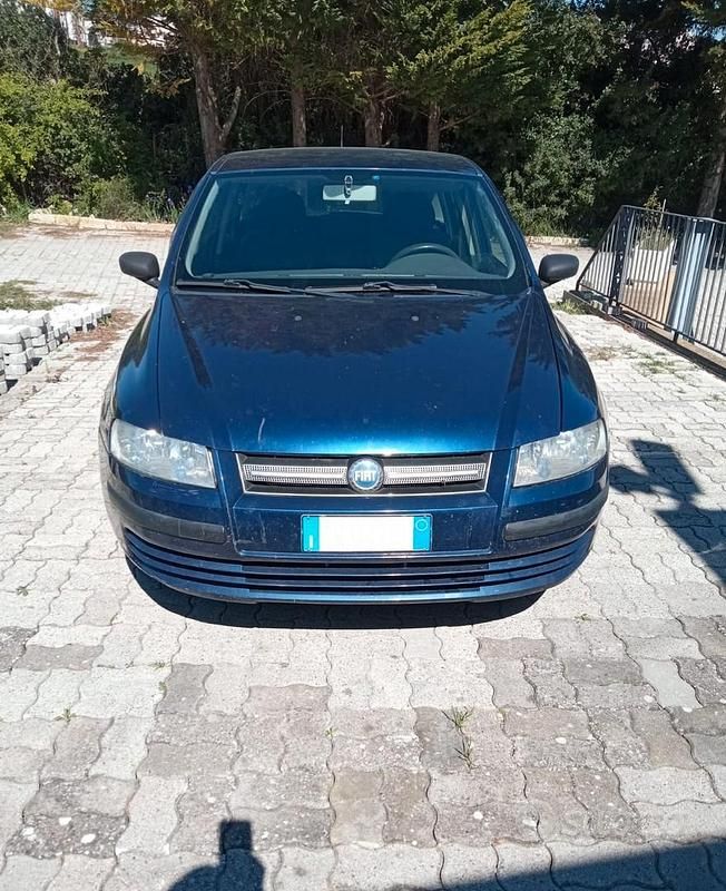 Usata Fiat Stilo 140 CV (102 kW) 2005 Blu Berlina
