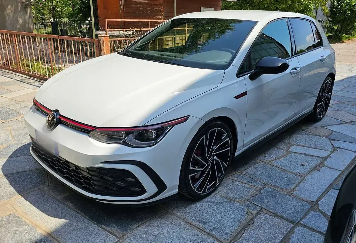 Usata VW Golf VIII GTI 245 CV (180 kW) 2022 Bianco Berlina